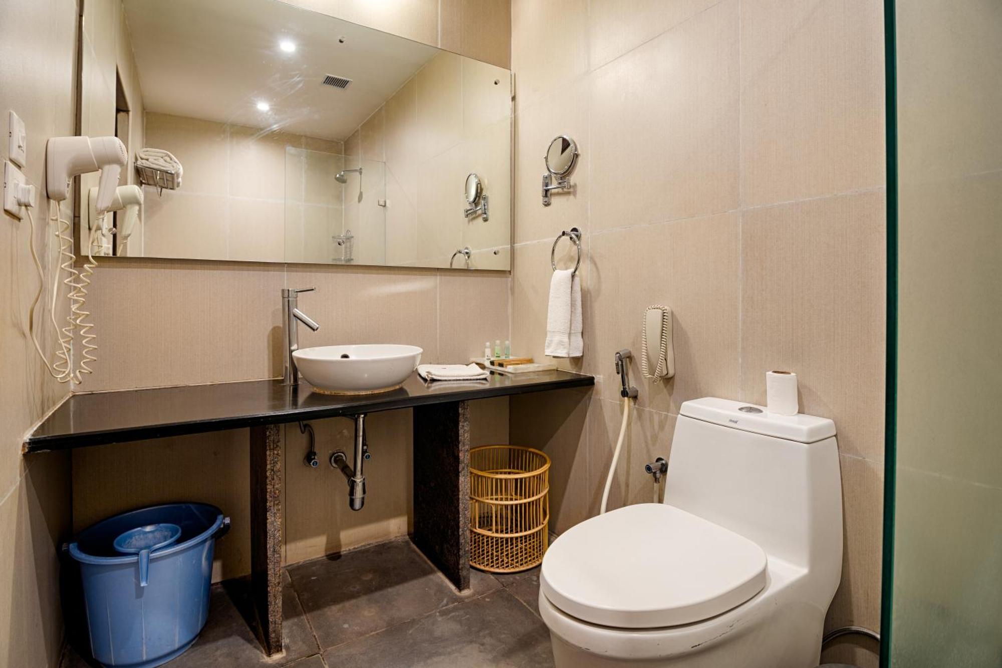 Grand Serenaa Hotel & Resorts, Auroville Zewnętrze zdjęcie