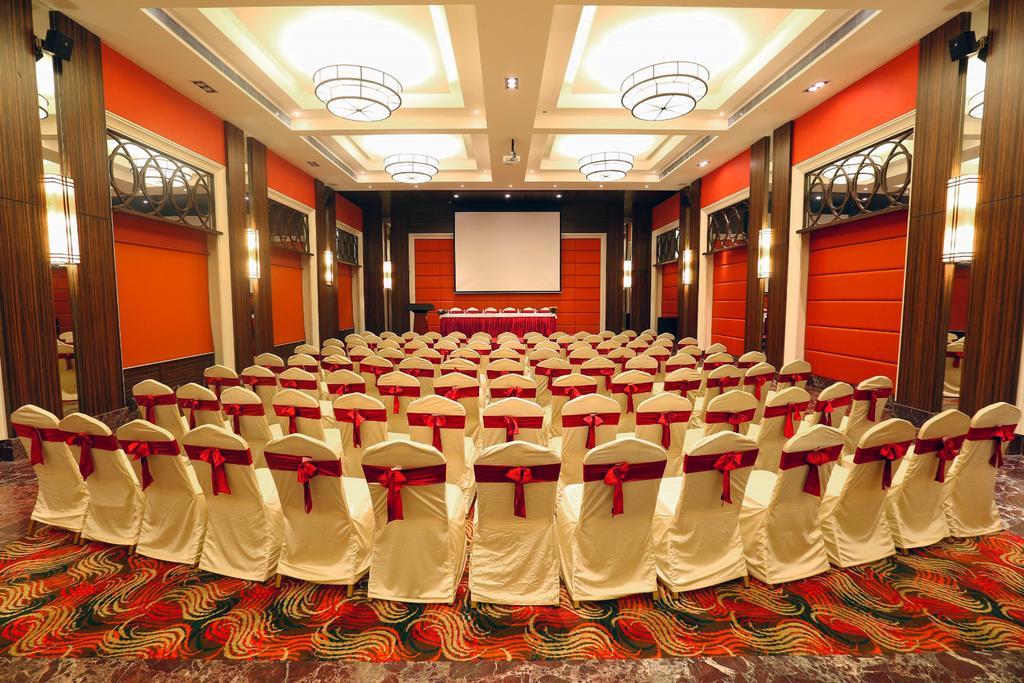 Grand Serenaa Hotel & Resorts, Auroville Zewnętrze zdjęcie