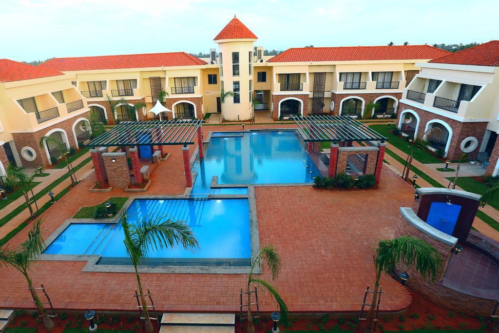 Grand Serenaa Hotel & Resorts, Auroville Zewnętrze zdjęcie