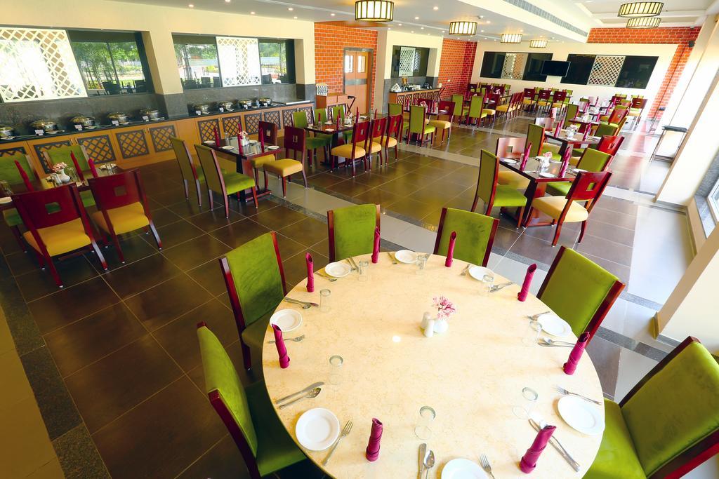 Grand Serenaa Hotel & Resorts, Auroville Zewnętrze zdjęcie