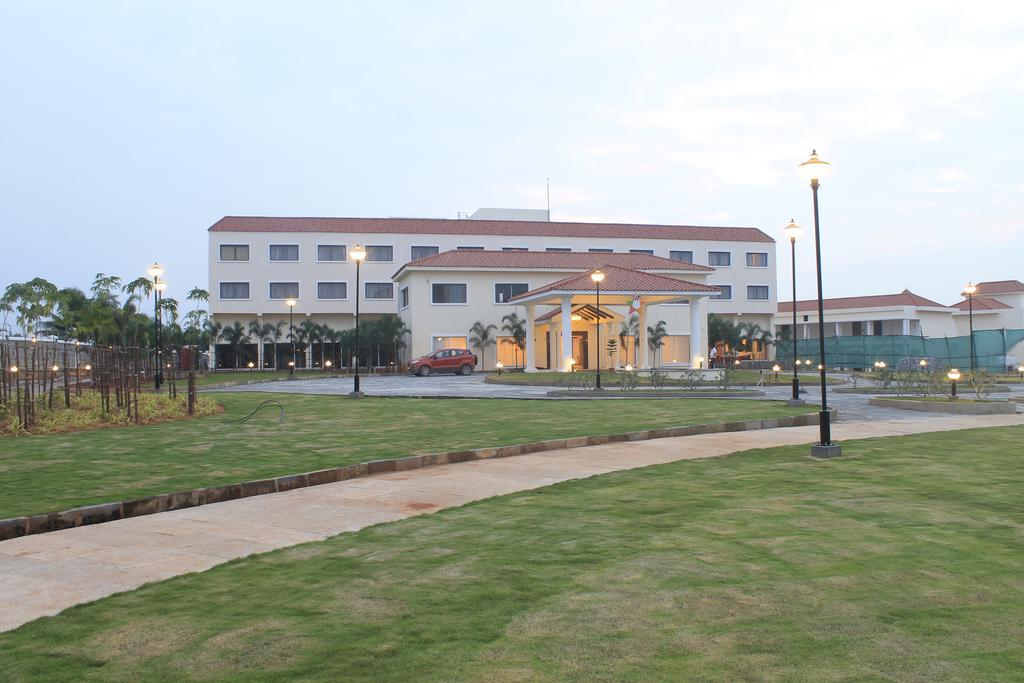 Grand Serenaa Hotel & Resorts, Auroville Zewnętrze zdjęcie