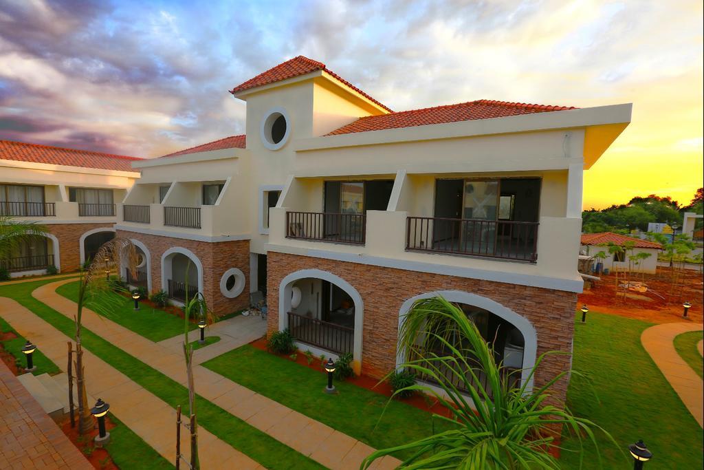 Grand Serenaa Hotel & Resorts, Auroville Zewnętrze zdjęcie