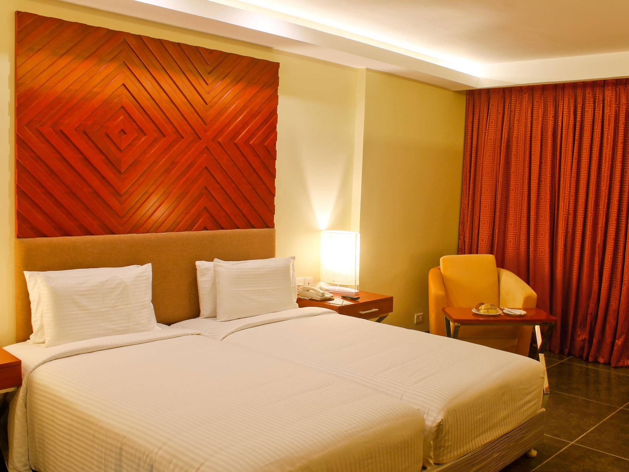 Grand Serenaa Hotel & Resorts, Auroville Zewnętrze zdjęcie