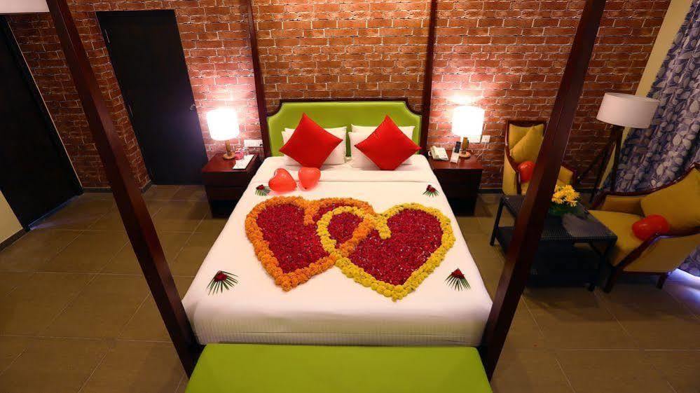 Grand Serenaa Hotel & Resorts, Auroville Zewnętrze zdjęcie
